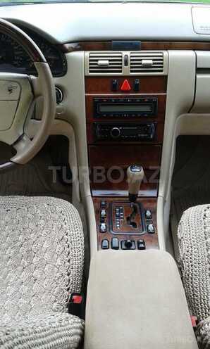 Mercedes E 240 1998, 78,000 km - 2.4 l - Balakən