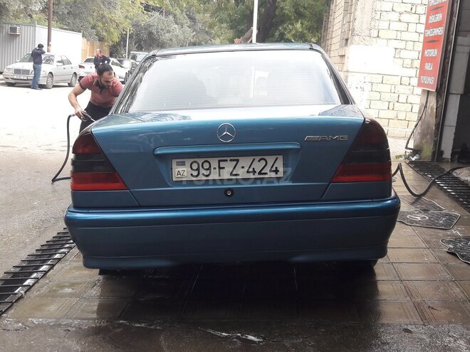 Mercedes C 180 1998, 300,000 km - 1.9 l - Bakı
