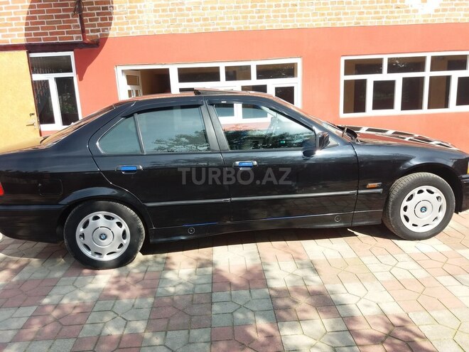 BMW 318 1996, 243,759 km - 1.9 л - Lənkəran
