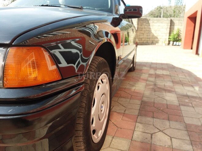 BMW 318 1996, 243,759 km - 1.9 л - Lənkəran
