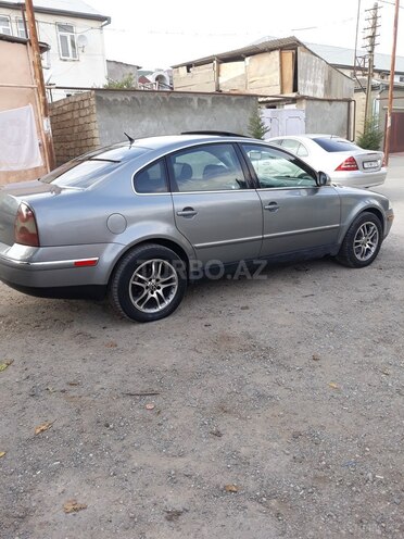 Volkswagen Passat 2004, 220,000 km - 1.8 l - Bakı
