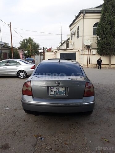 Volkswagen Passat 2004, 220,000 km - 1.8 l - Bakı