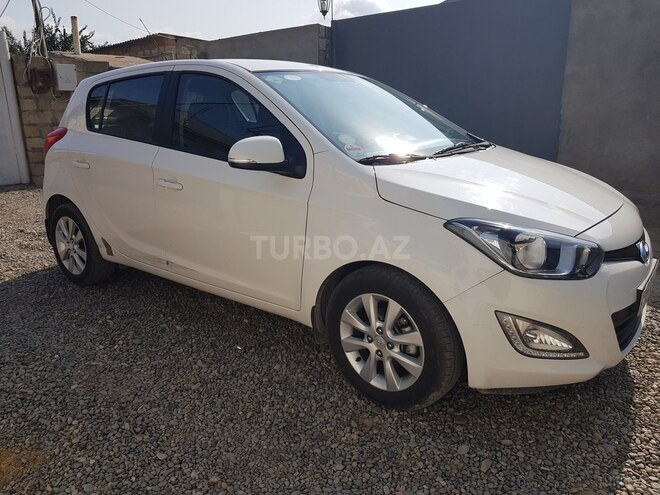 Hyundai i20 2013, 52,000 km - 1.4 л - Bakı