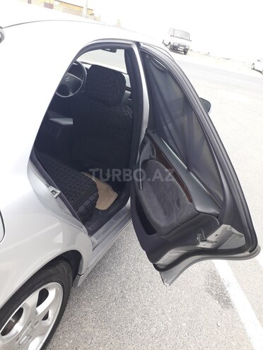 Mercedes E 220 2001, 34,700 km - 2.2 l - Sumqayıt