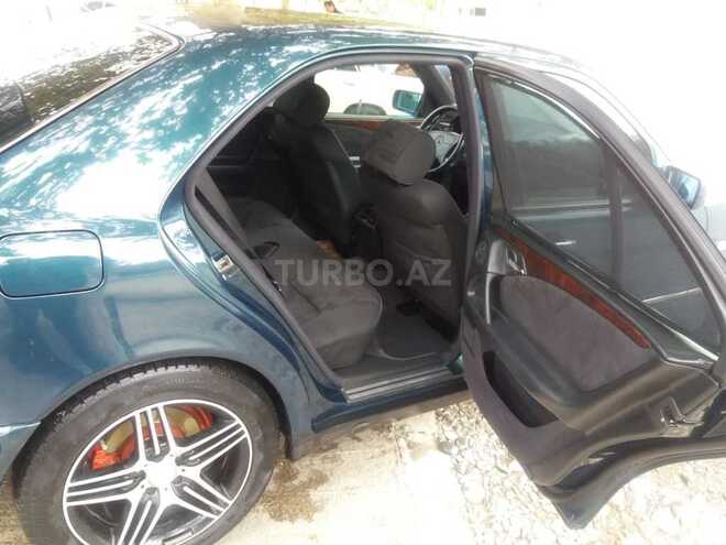 Mercedes E 240 1998, 136,487 km - 2.4 l - Bərdə