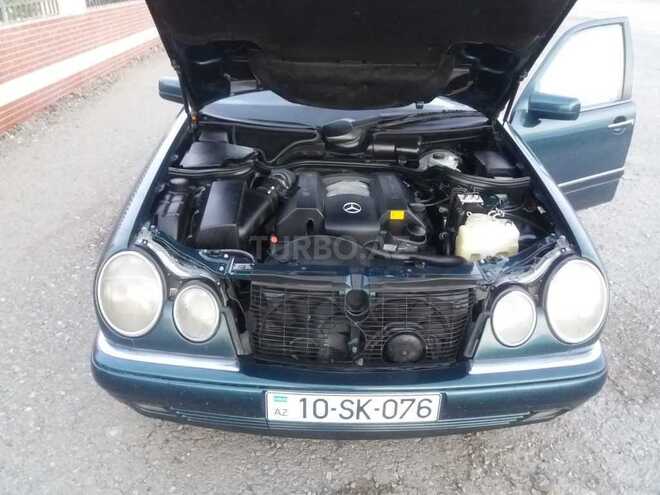 Mercedes E 240 1998, 136,487 km - 2.4 l - Bərdə