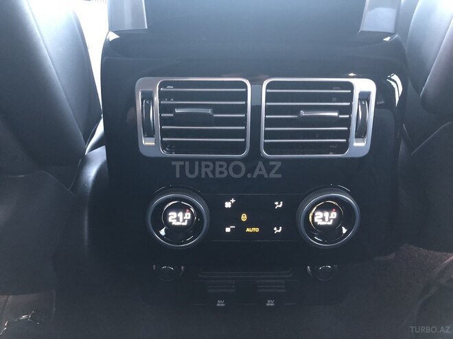 Land Rover Range Rover 2018, 32,000 km - 3.0 l - Bakı