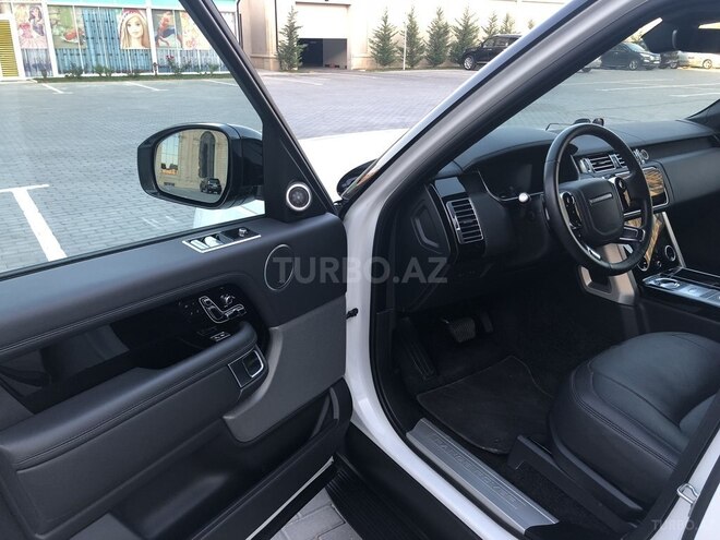 Land Rover Range Rover 2018, 32,000 km - 3.0 l - Bakı