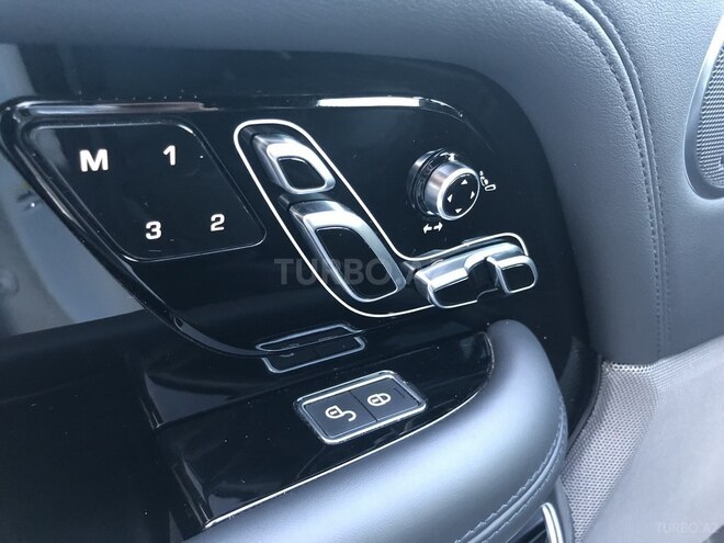 Land Rover Range Rover 2018, 32,000 km - 3.0 l - Bakı