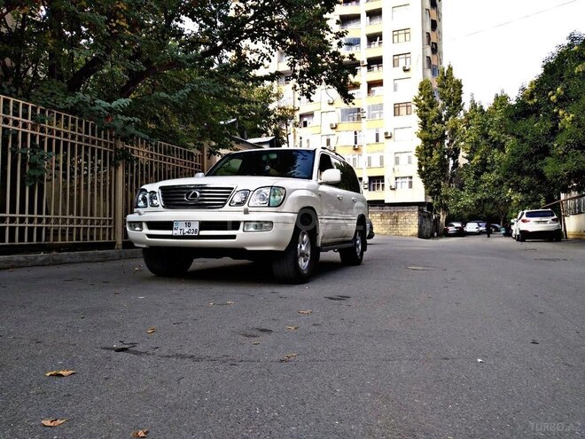 Lexus LX 470 1999, 275,000 km - 4.7 l - Bakı
