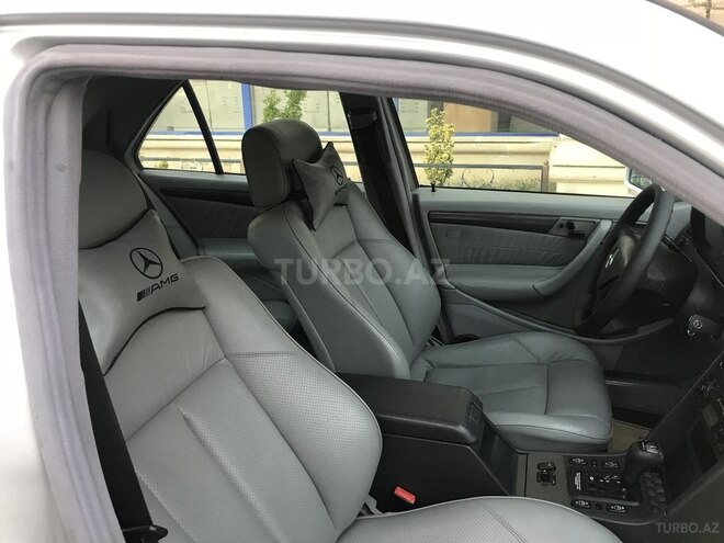 Mercedes C 230 2000, 150,961 km - 2.3 л - Bakı