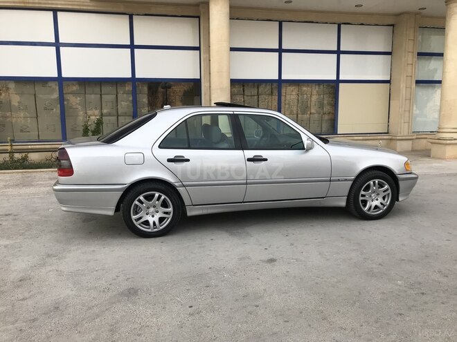 Mercedes C 230 2000, 150,961 km - 2.3 л - Bakı