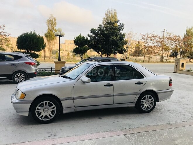 Mercedes C 230 2000, 150,961 km - 2.3 л - Bakı