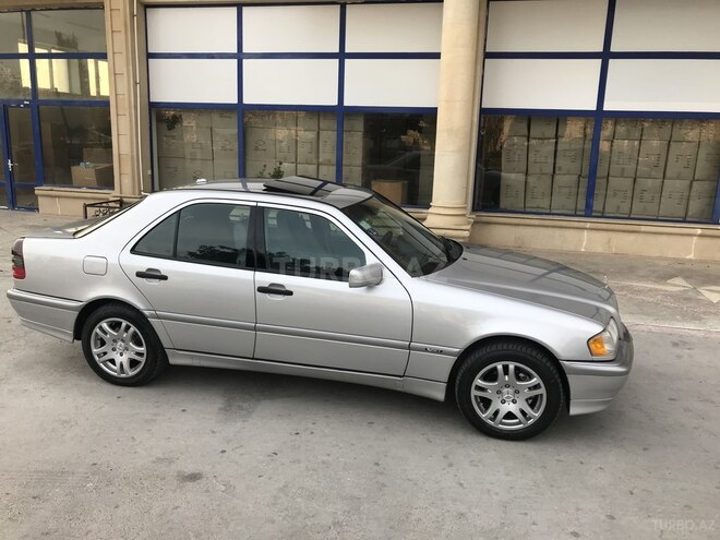 Mercedes C 230 2000, 150,961 km - 2.3 л - Bakı