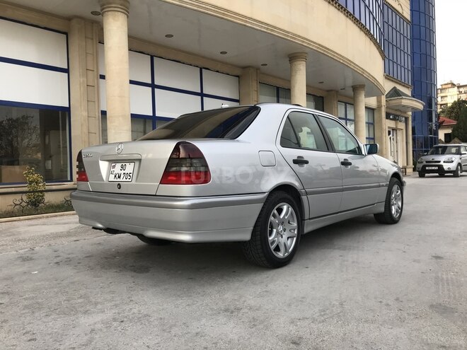 Mercedes C 230 2000, 150,961 km - 2.3 л - Bakı