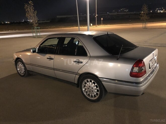 Mercedes C 180 1993, 297,000 km - 1.8 л - Bakı