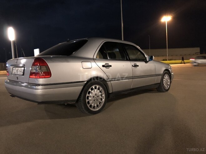 Mercedes C 180 1993, 297,000 km - 1.8 л - Bakı