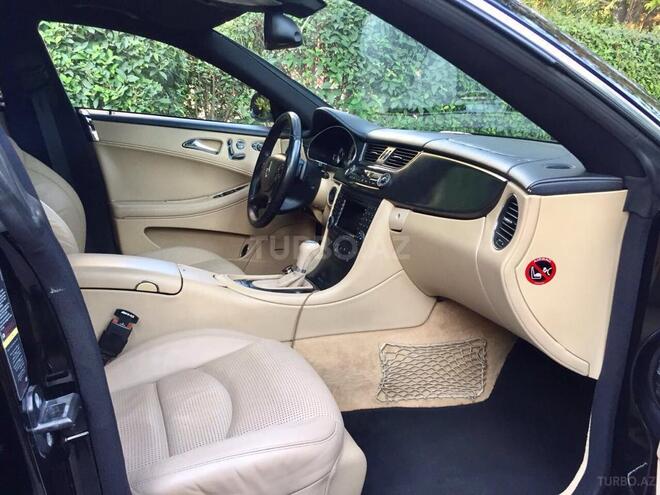 Mercedes CLS 55 AMG 2006, 171,000 km - 5.5 l - Bakı