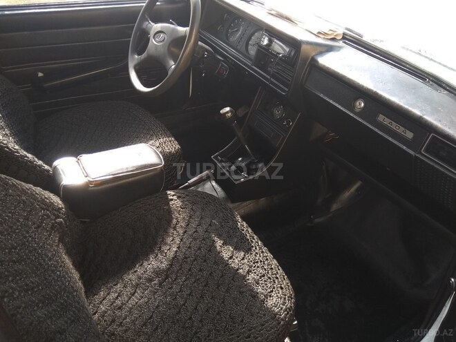LADA (VAZ) 2107 2007, 115,300 km - 1.6 л - Salyan