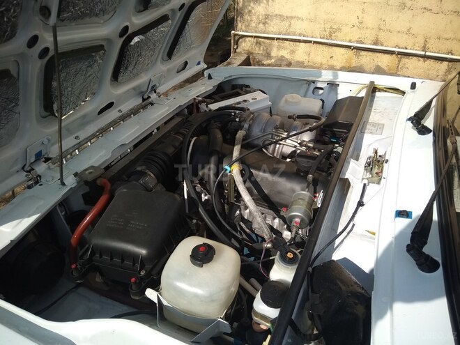 LADA (VAZ) 2107 2007, 115,300 km - 1.6 л - Salyan