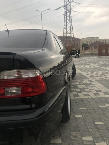 BMW 525 2001, 167,000 km - 2.5 l - Bakı