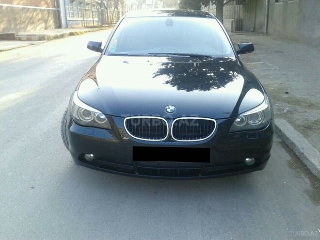 BMW 520 2004, 220,000 km - 2.2 l - Gəncə