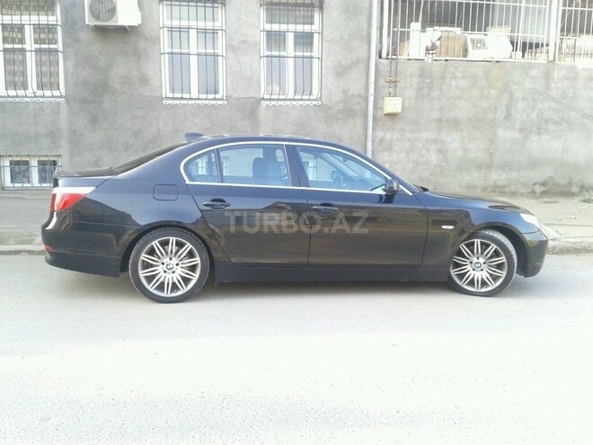 BMW 520 2004, 220,000 km - 2.2 l - Gəncə