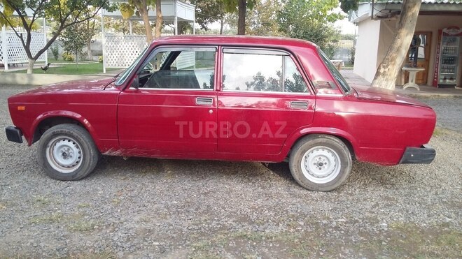 LADA (VAZ) 2105 1995, 250,000 km - 1.5 л - Yevlax
