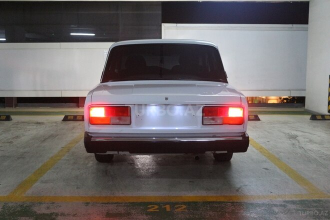 LADA (VAZ) 2107 2009, 90,000 km - 1.6 l - Bakı
