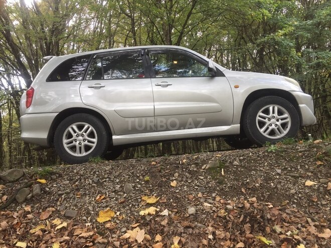 Toyota RAV4 2001, 250,000 km - 2.0 l - Sumqayıt