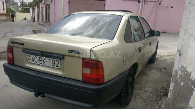 Opel Vectra 1992, 366,000 km - 1.8 l - Bakı
