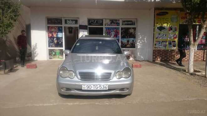Mercedes C 220 2001, 334,000 km - 2.2 l - Cəlilabad