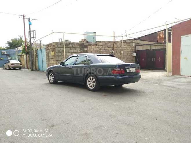 Mercedes E 200 2000, 301,100 km - 2.0 l - Bakı