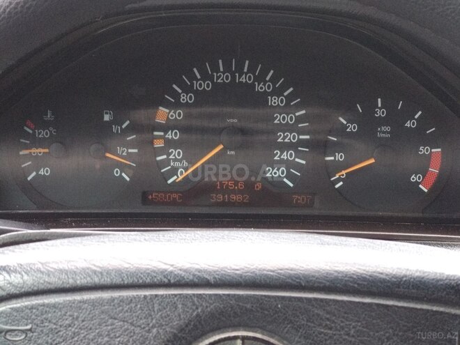 Mercedes E 300 1998, 390,000 km - 3.0 л - Bakı