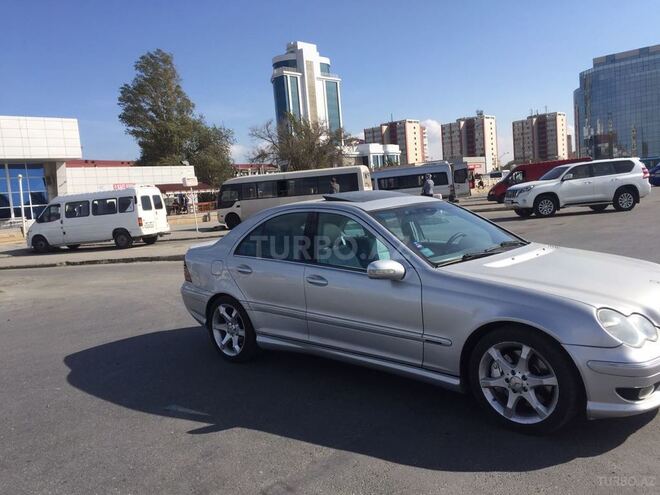 Mercedes C 250 2006, 256,452 km - 2.5 л - Sumqayıt