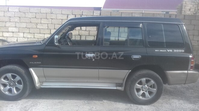 Mitsubishi Pajero 1998, 295,000 km - 3.0 l - Bakı