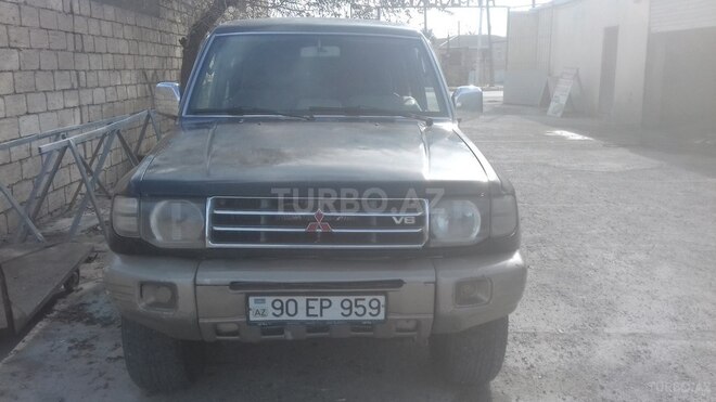 Mitsubishi Pajero 1998, 295,000 km - 3.0 l - Bakı