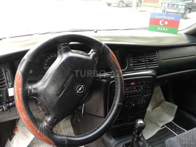 Opel Vectra 1997, 250,000 km - 1.6 l - Xudat