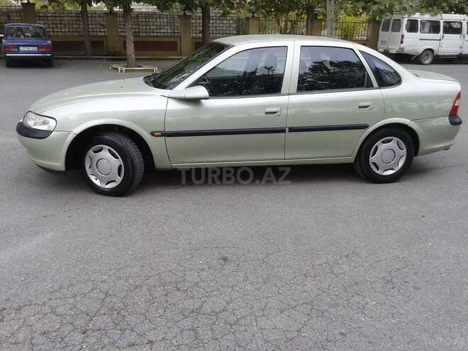 Opel Vectra 1997, 250,000 km - 1.6 l - Xudat