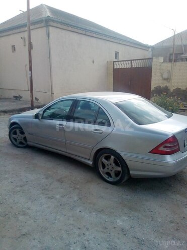 Mercedes C 240 2001, 300,000 km - 2.4 l - Bakı