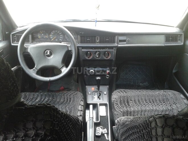 Mercedes 190 1992, 272,000 km - 1.8 l - Bakı