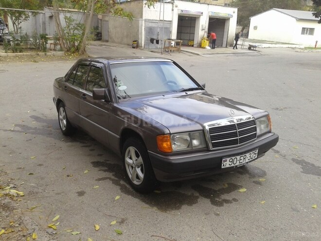 Mercedes 190 1992, 272,000 km - 1.8 l - Bakı