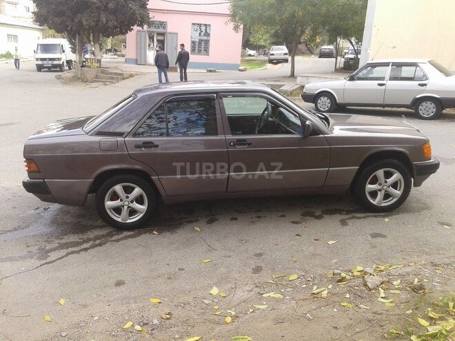 Mercedes 190 1992, 272,000 km - 1.8 l - Bakı