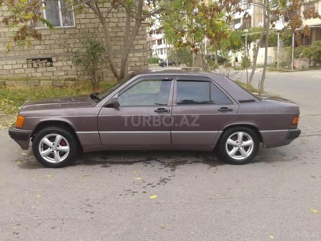 Mercedes 190 1992, 272,000 km - 1.8 l - Bakı