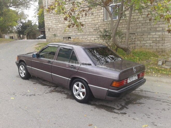 Mercedes 190 1992, 272,000 km - 1.8 l - Bakı