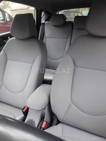 Hyundai Accent 2013, 82,365 km - 1.6 l - Bakı