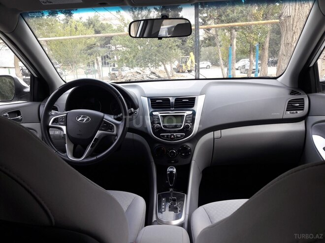 Hyundai Accent 2013, 82,365 km - 1.6 l - Bakı