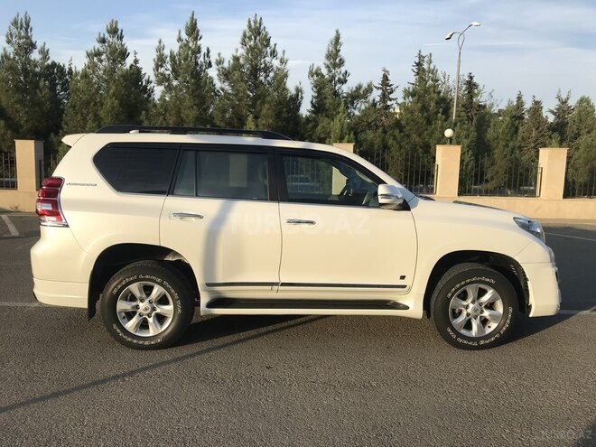 Toyota Prado 2010, 105,841 km - 2.7 l - Bakı