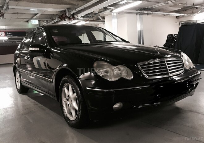 Mercedes C 200 2000, 250,000 km - 2.0 л - Bakı