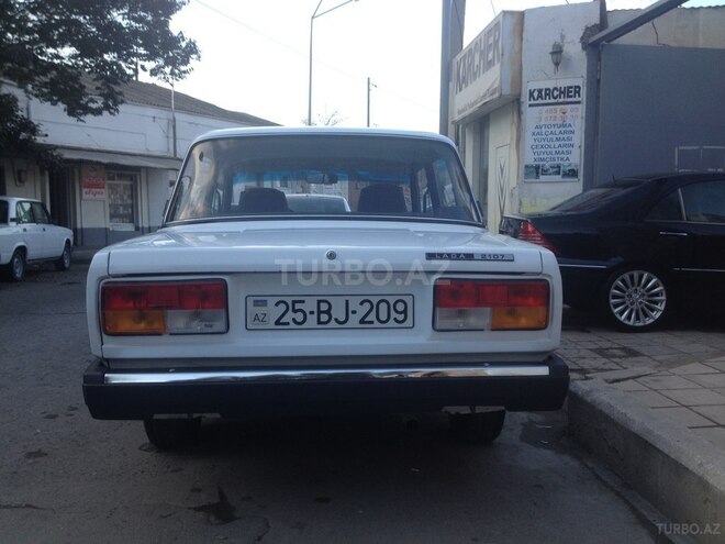 LADA (VAZ) 2107 2009, 94,000 km - 1.6 л - Gəncə